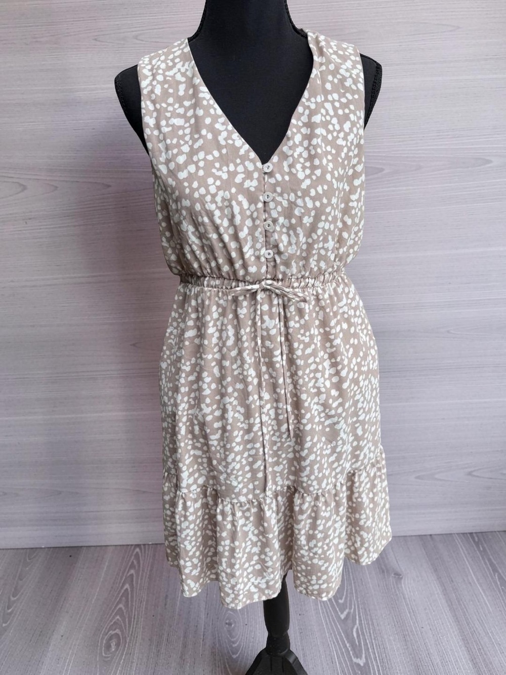 Gilli Womens Dress Beige with White spots Slip Dress Size M 100% Polyester